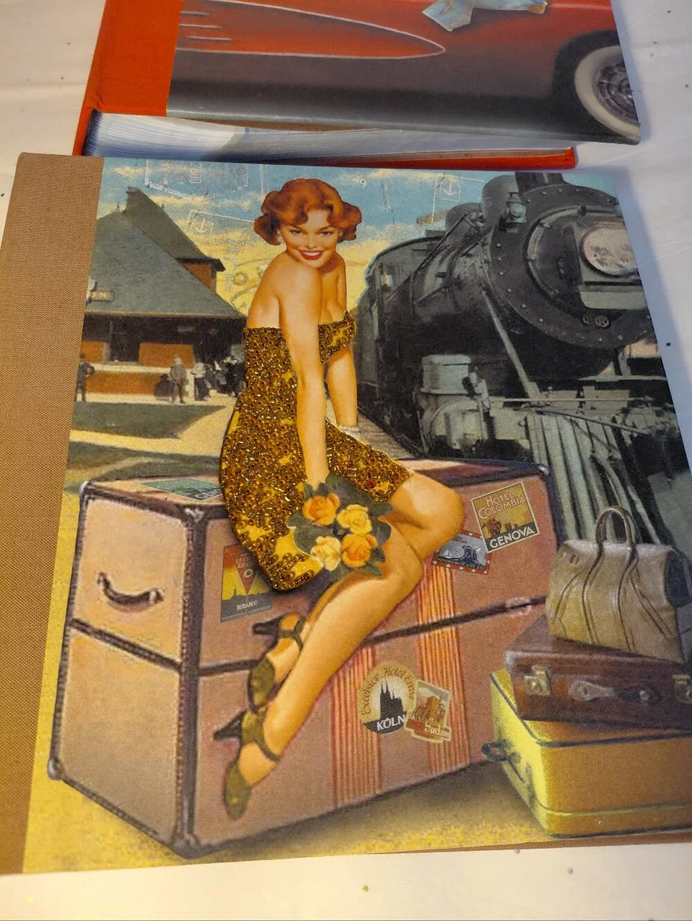 Havoc Company, Glitter GIRLS, 2003 Pin-Up Cover Photo Albums in Red and Brown